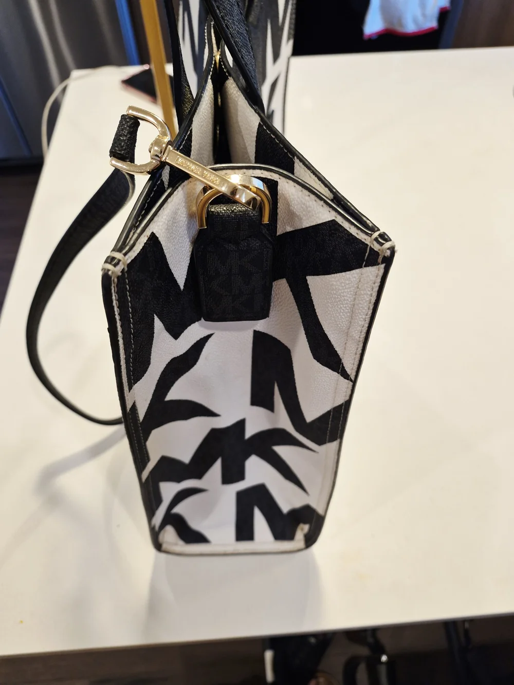 Michael Kors Kenly LARGE Tote Bag 14